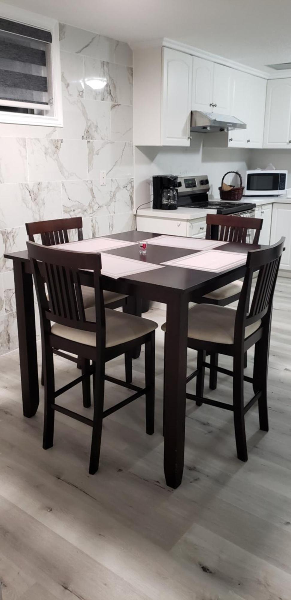 2 Bedroom Luxury Apartment Guelph Zewnętrze zdjęcie